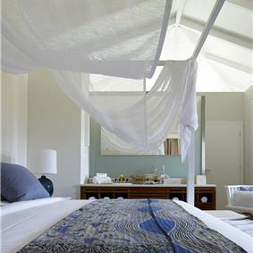 Selection of 3 & 4 bedroom villas with pool near Chania, sleeps 6-8